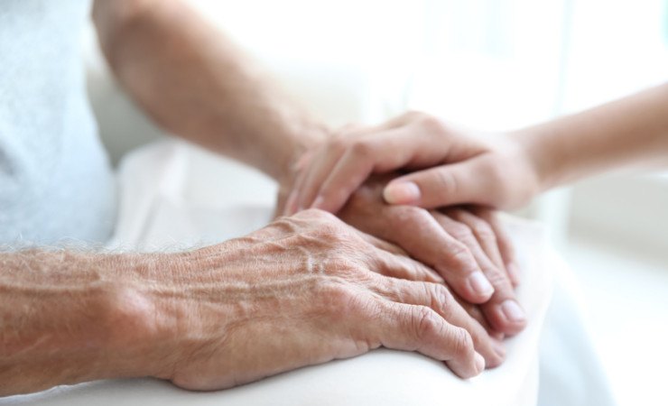 senior getting companion care senior getting companion care